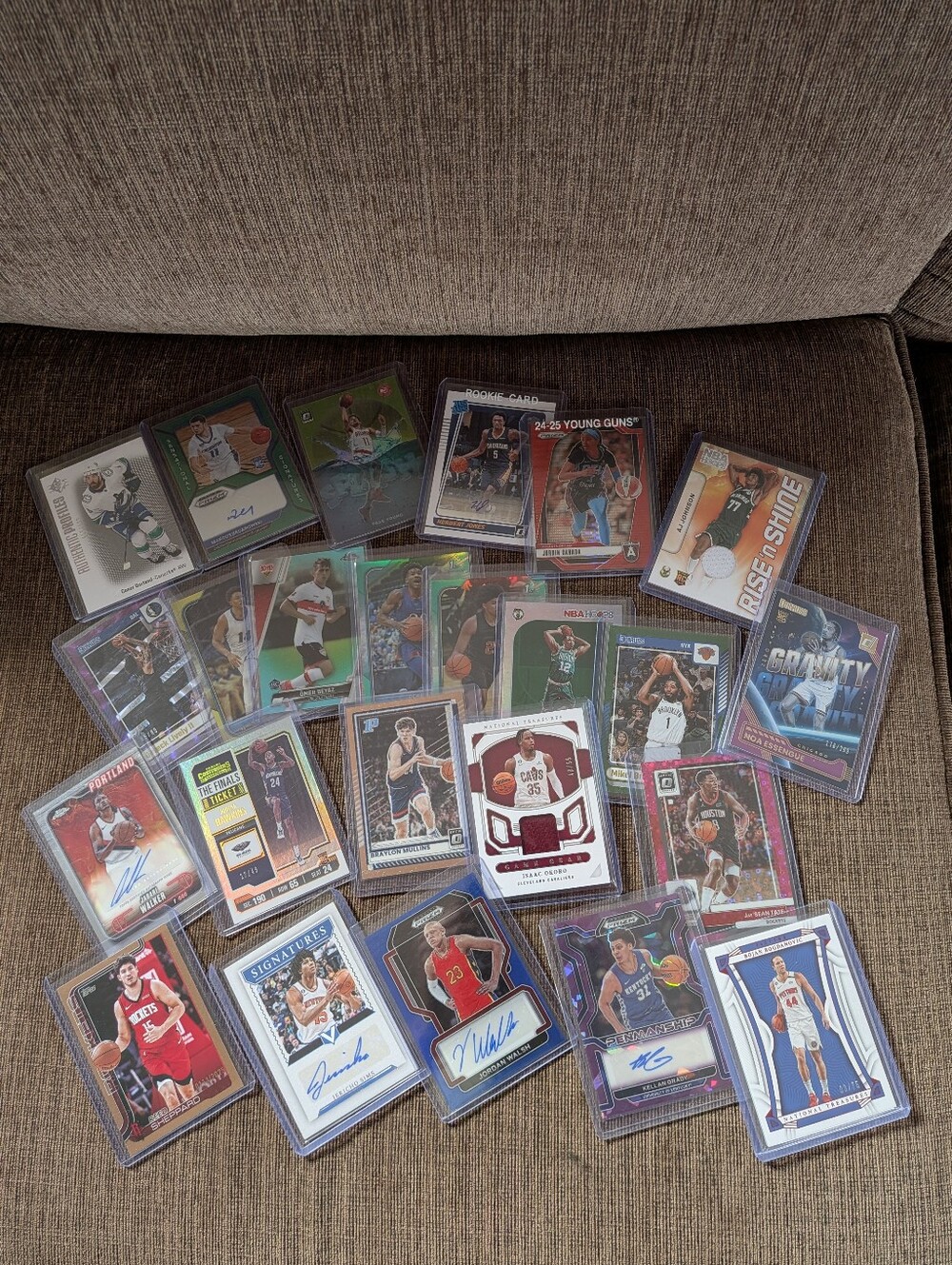 Lot Of Modern Autograph, Numbered, Material Sports Cards (24 Total)